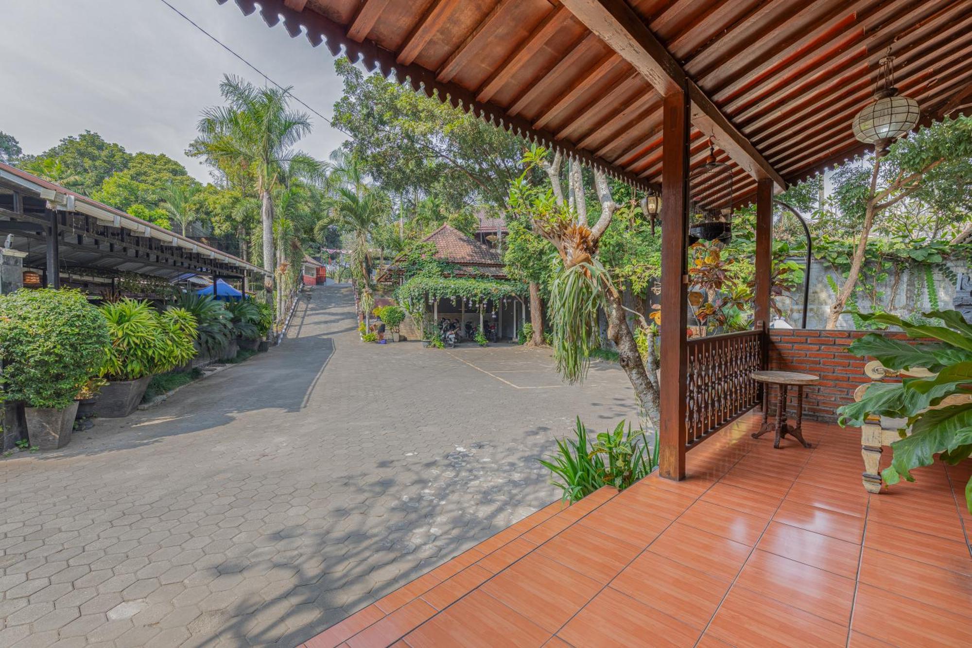 Pondok Gajah Hotel Jarakan Bagian luar foto